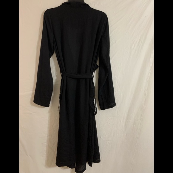 Nice black very light tissue top, brand new with tag - Picture 5 of 9